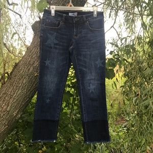 💓Like New! Unique Star Print Raw Hem Slim Boyfriend Denim Jeans
